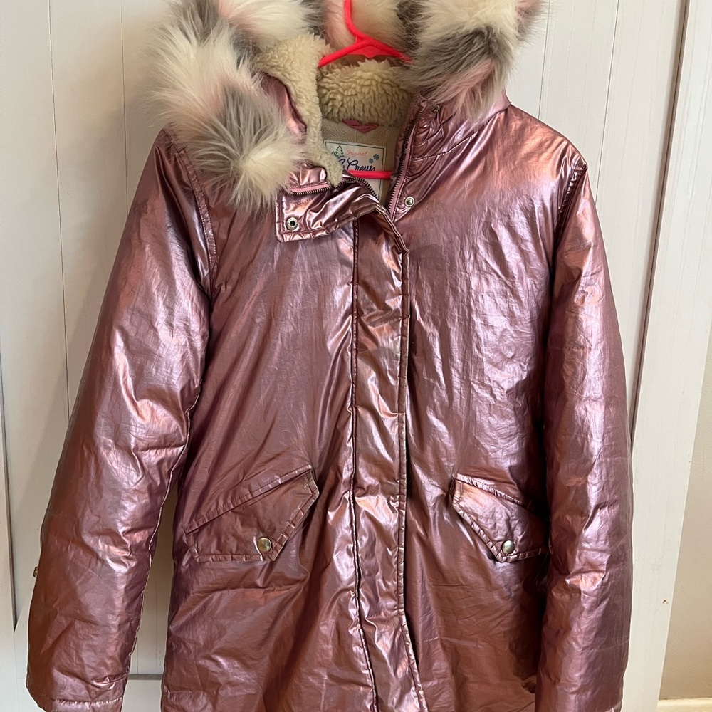 Jcrew metallic pink coat for girls in excellent condition. Worn for 1 season.